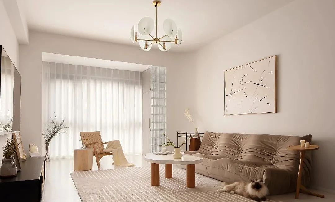 淡雅柔和的奶油色，打造108m²高级气质之家