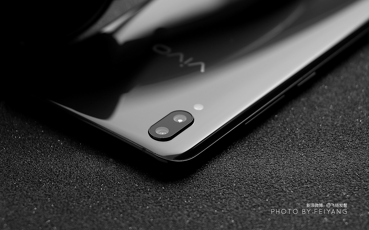 冰钻黑版vivo X21 屏幕指纹版（图ZMTA5NTA1Mjg4） - 产品摄影 - 站酷设计师飞扬图说原创素材 - 站酷ZCOOL