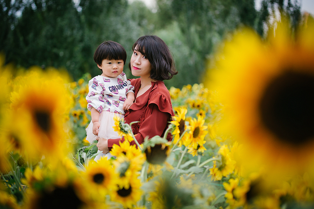 儿童摄影秋冬外景（沈阳）（图ZMTM1NjIyODQ4） - 人像摄影 - 站酷设计师家麟的画原创素材 - 站酷ZCOOL