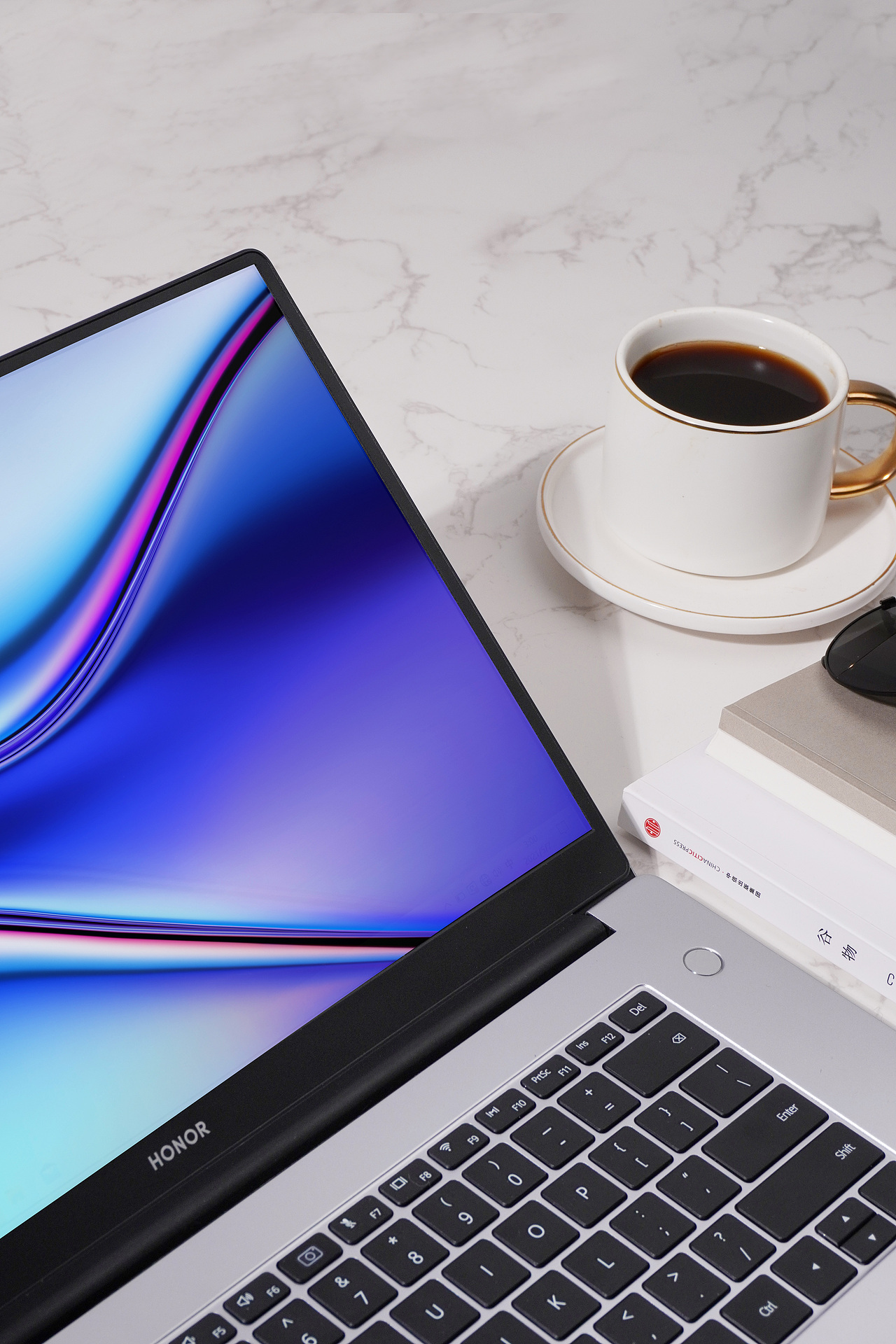 快评实验室荣耀magicbook16图赏