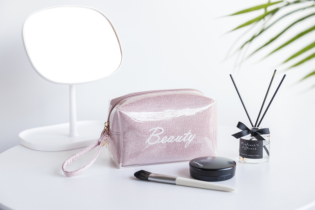 电商化妆包拍摄|摄影|产品摄影|momooox - 原创作品 - 站酷 (zcool)