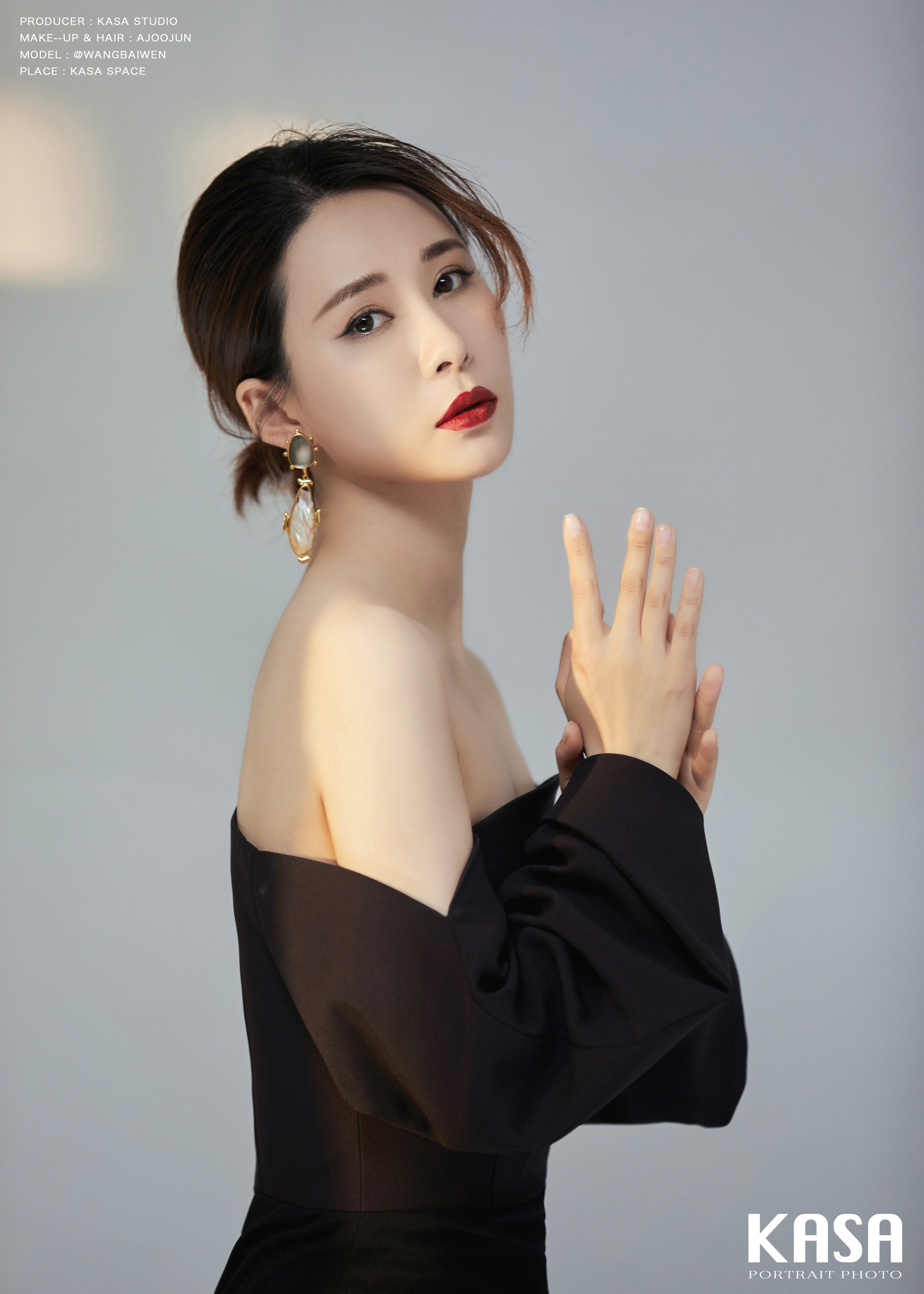 一组形象照写真