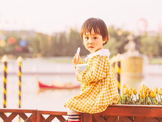 时间都去哪儿了—— 二岁五个月《秋日 奥特莱斯》