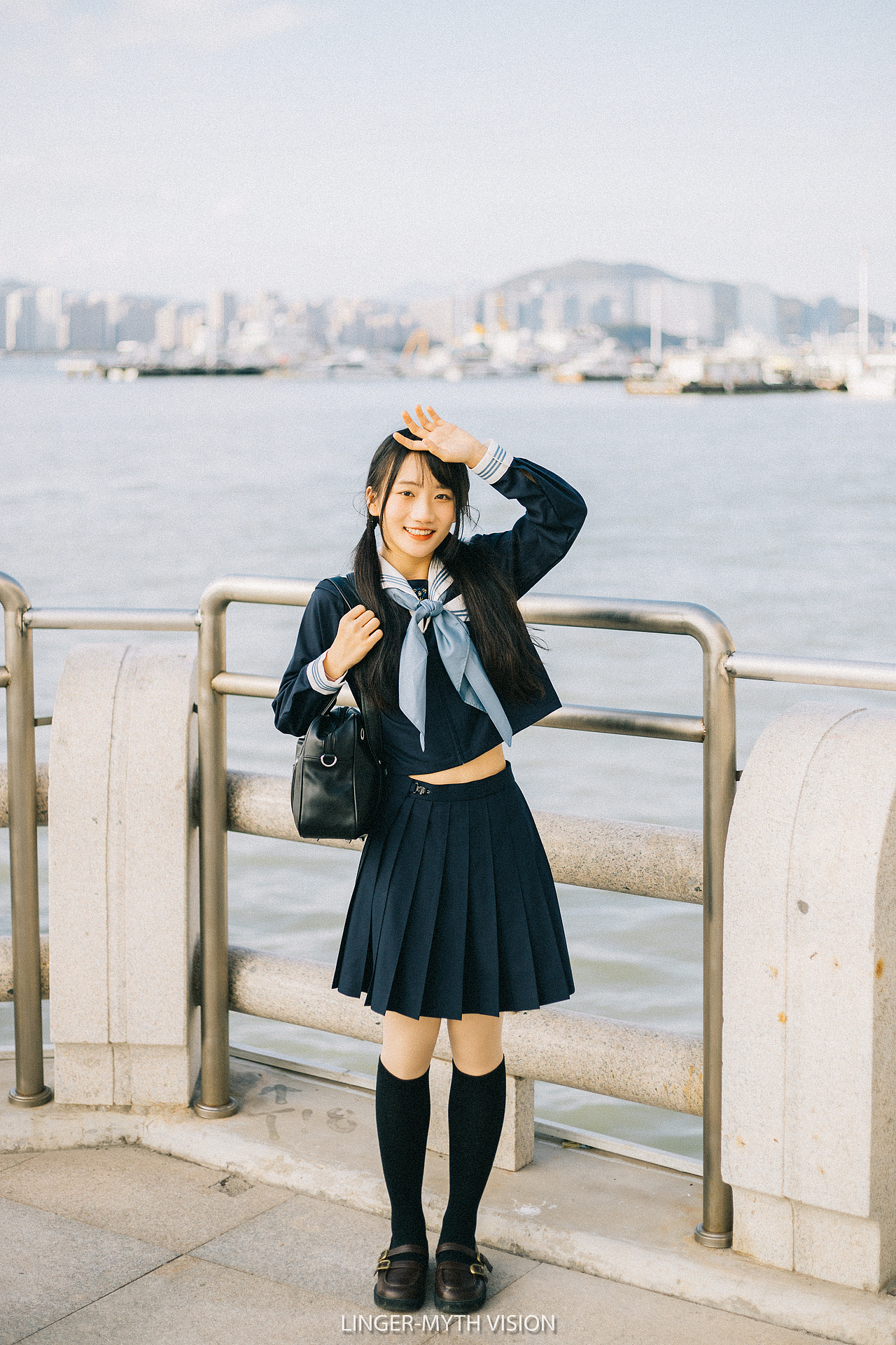 授業が終わるのを待っています