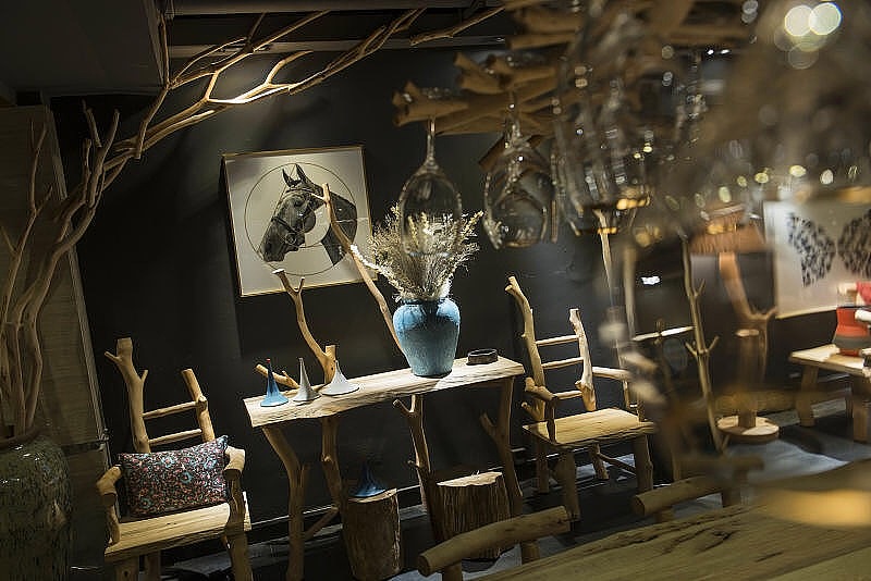 大山无价（原始风格家具）方绍森（图ZMTQ5MDU1NTI0） - 品牌 - 站酷设计师Z47350982原创素材 - 站酷ZCOOL