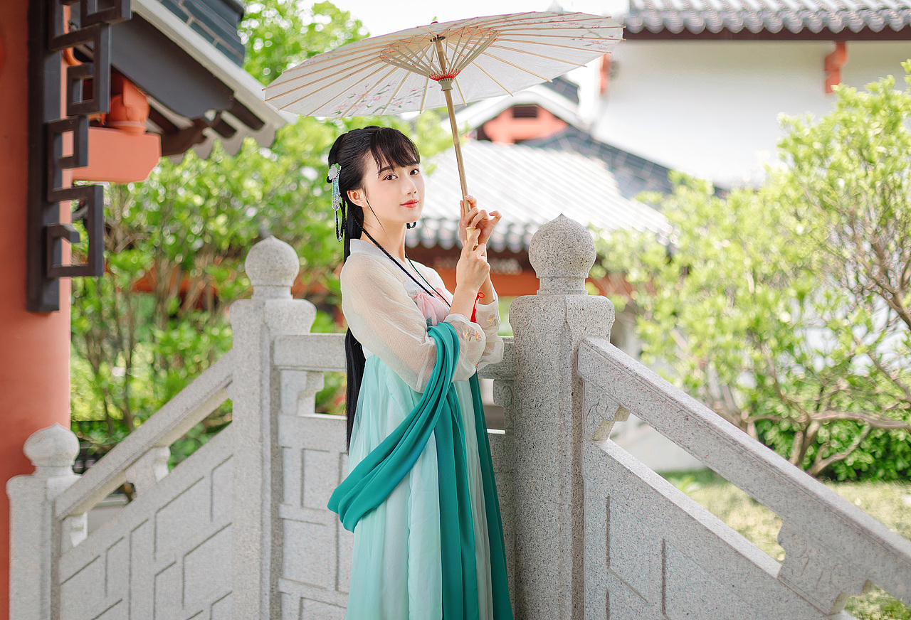 [汉服]汉裳芳华-长恨歌 齐胸襦裙（图ZMTE3MDY2NjQw） - 人像摄影 - 站酷设计师小肥熙熙爸爸原创素材 - 站酷ZCOOL