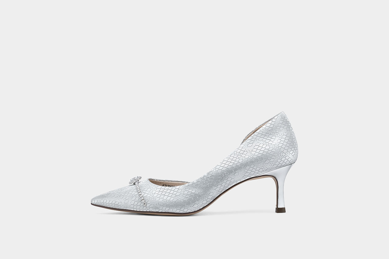 青木数字映画 | 女鞋类目产品拍摄 | 摄影分享（图ZMjUwMzYzNTQw） - 产品摄影 - 站酷设计师青木数字映画原创素材 - 站酷ZCOOL