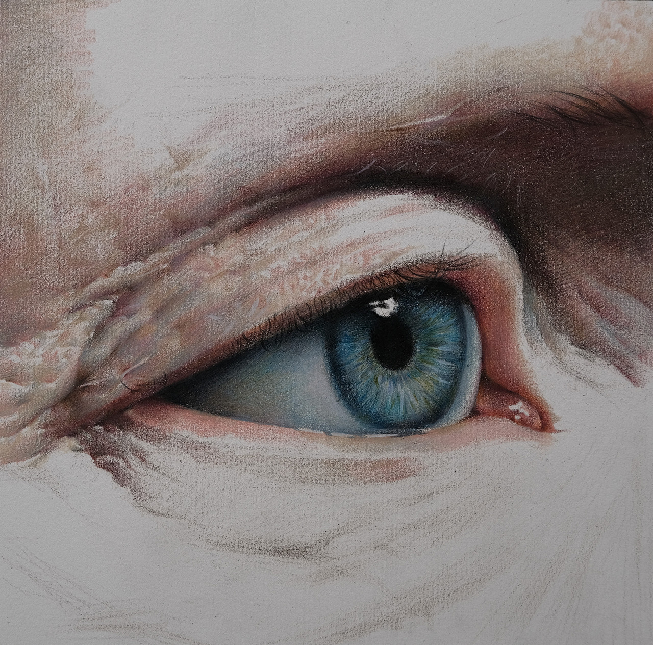 超写实彩铅眼睛