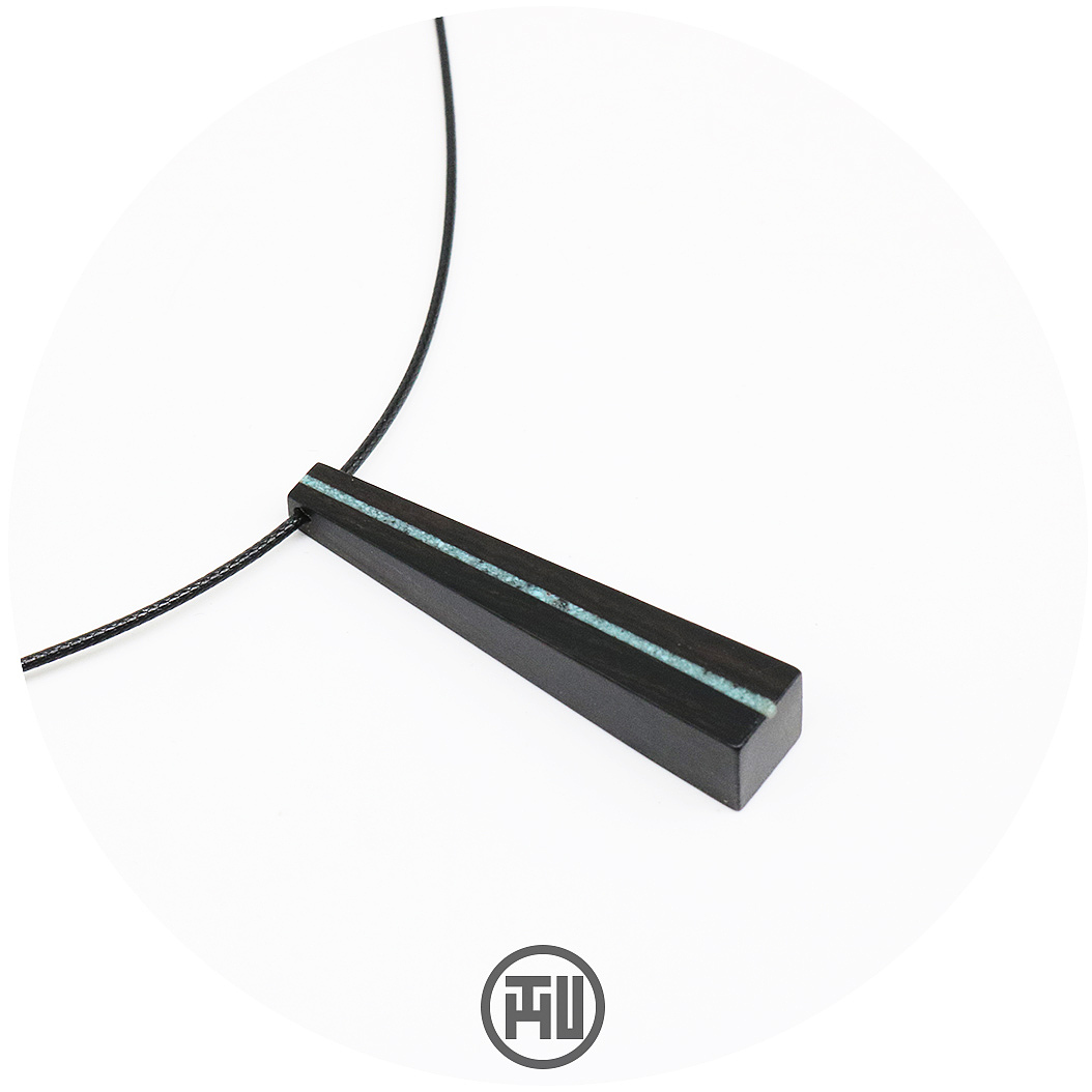 原创手磨檀木嵌绿松石吊坠