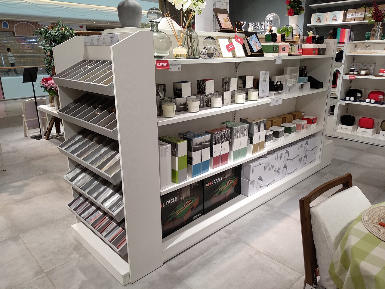 诺米货架的优势及摆放的方法