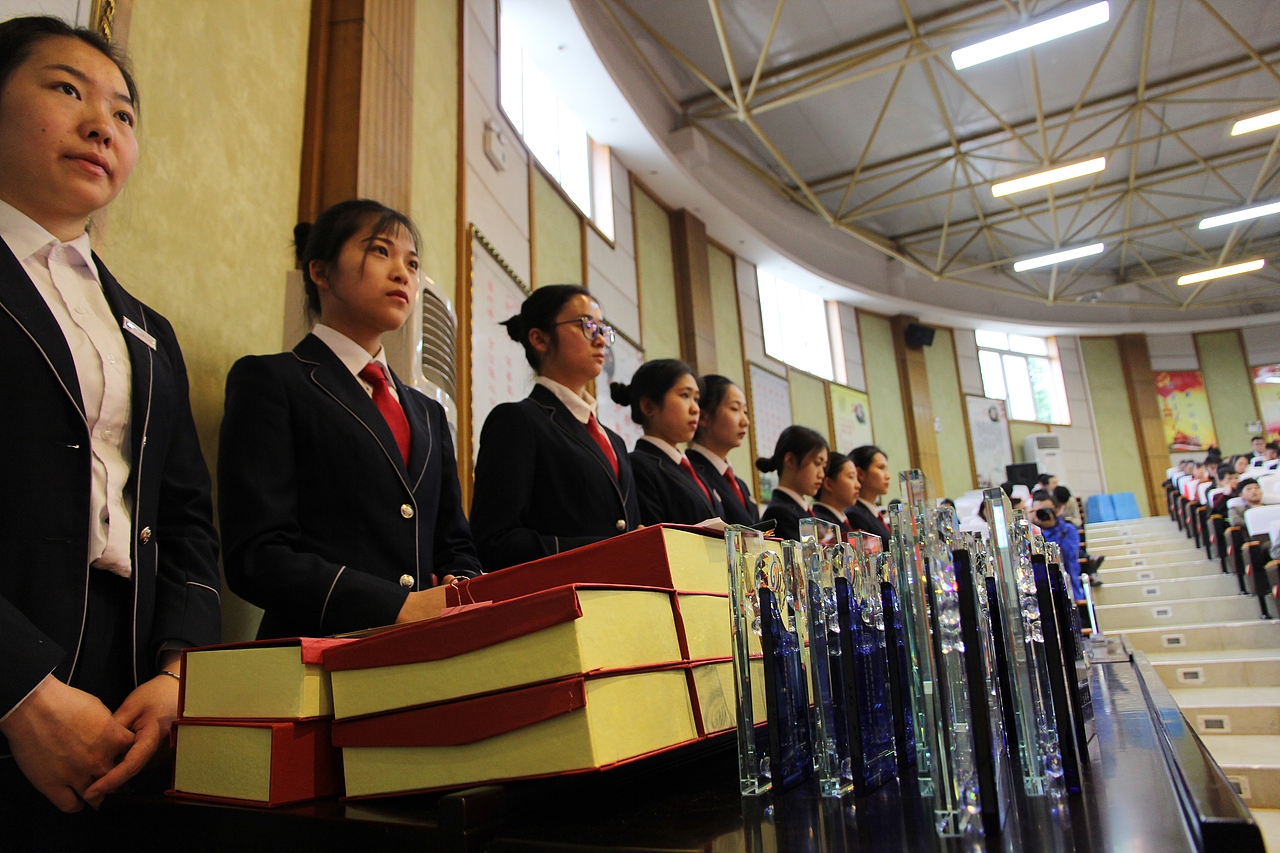 贵州信息类技能大赛（图ZMTEwMDcxNTUy） - 其他摄影 - 站酷设计师左燕飞原创素材 - 站酷ZCOOL