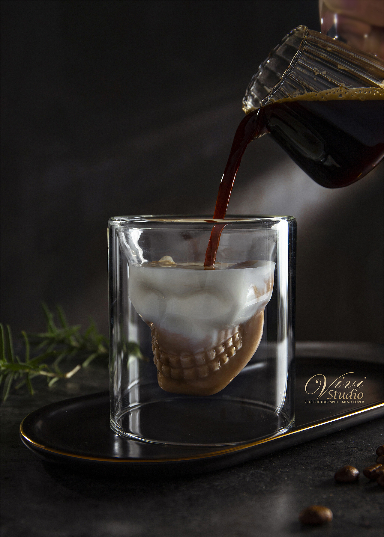 鸡尾酒 暗调 特调咖啡 美食摄影（图ZMTUwNDkyNTQ4） - 产品摄影 - 站酷设计师二十一区视觉原创素材 - 站酷ZCOOL