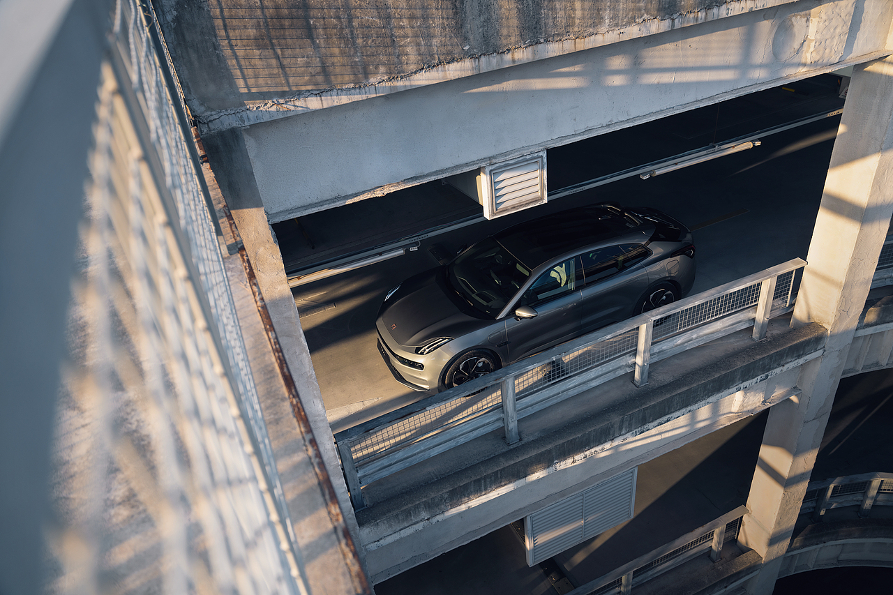 汽车摄影/修图--极氪001