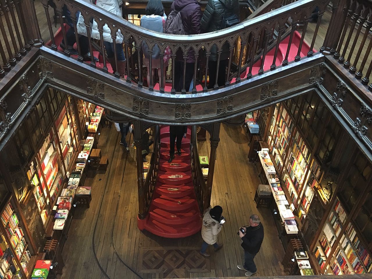 西班牙葡萄牙旅途中发现的对称之美（图ZNzAxNzkxNjA=） - 风光摄影 - 站酷设计师淘淘_hope原创素材 - 站酷ZCOOL