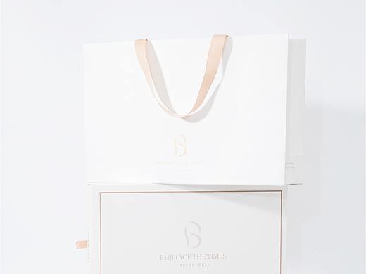 白金简约手提袋