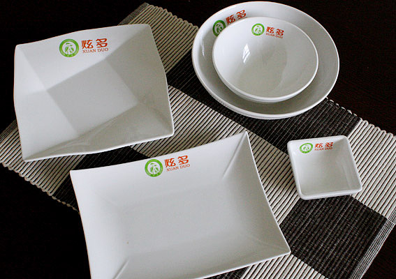 中式快餐店标志设计、中式快餐店VI设计、餐饮店装修设计、餐饮连锁加盟店设计、上海中式快餐店设计公司（图ZMTExMjIxMDQ=） - 电商 - 站酷设计师genyidesign原创素材 - 站酷ZCOOL