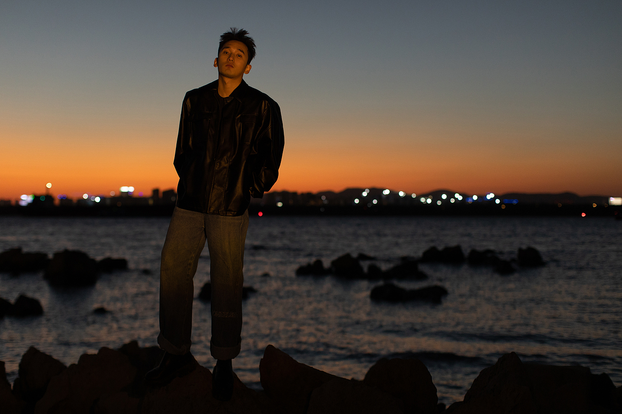 沉溺于橘色的晚风