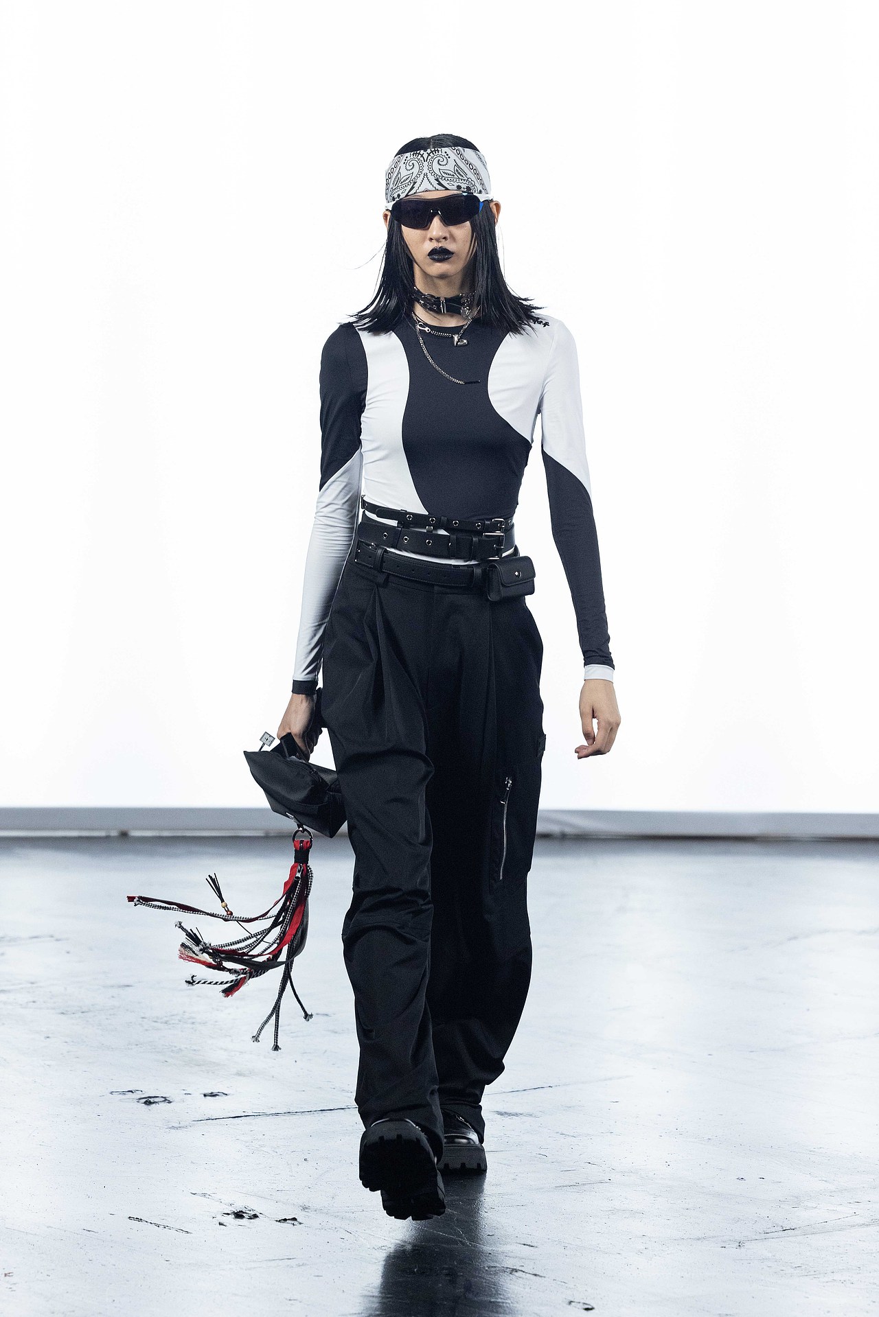 太平鸟运动时装系列2022秋冬秀