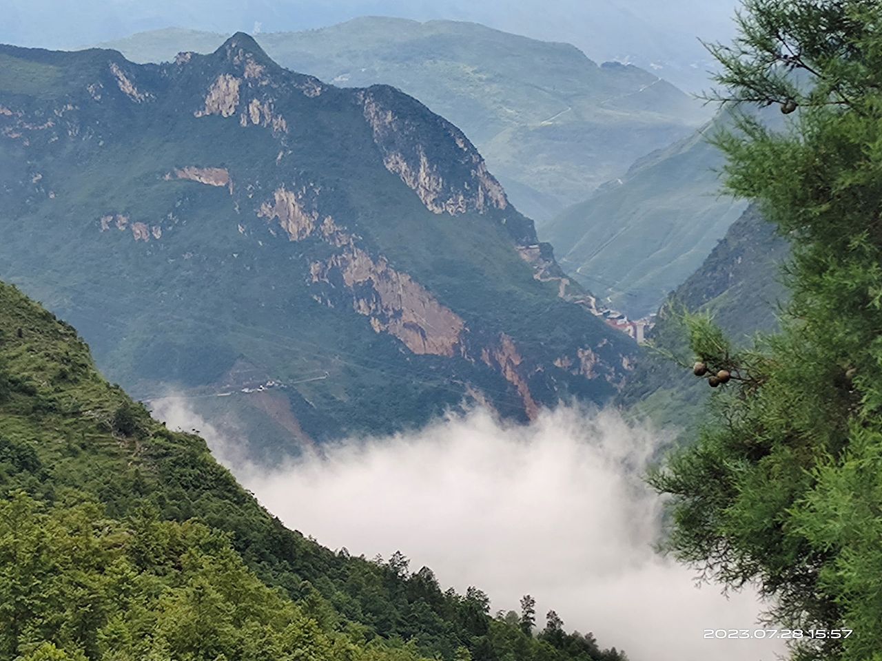 山景画想变成山水画漫画