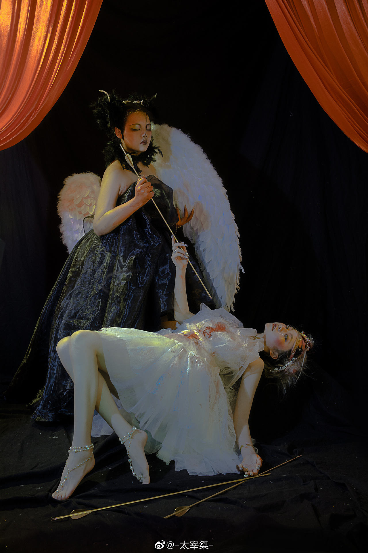 你愿同我坠入地狱么