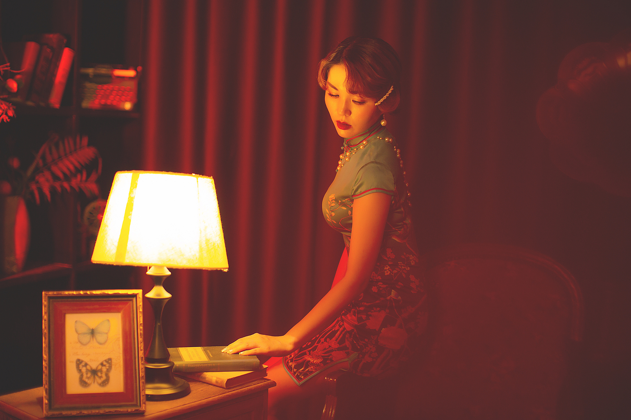 旗韵（图ZMTcwMzQyMTMy） - 人像摄影 - 站酷设计师Mr执白原创素材 - 站酷ZCOOL