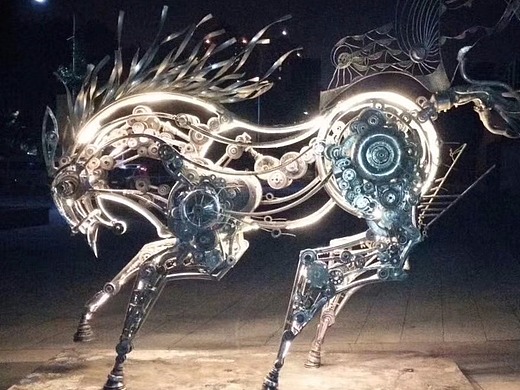 九素(北京)原创机械装置雕塑---机械马
