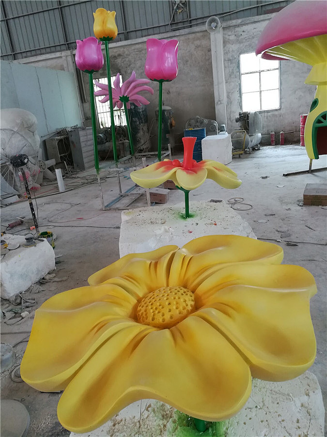 绿色美化植物公园活动主题玻璃钢花朵雕塑艺术摆件