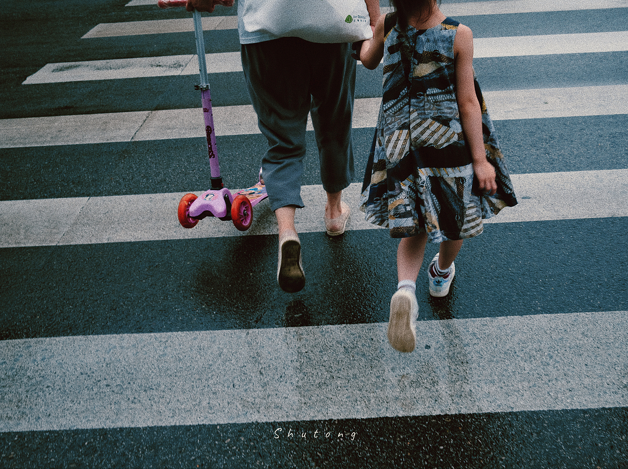 无题（图ZMzA4NjE1NDA0） - 人文/纪实摄影 - 站酷设计师書童Shutong原创素材 - 站酷ZCOOL