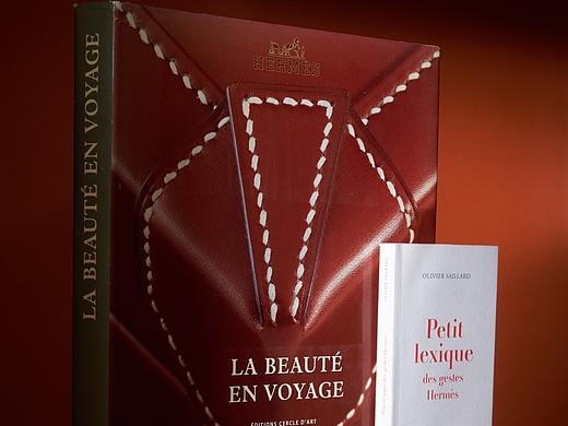 Yann Debelle de Montby藏书    静物摄影 书籍光影