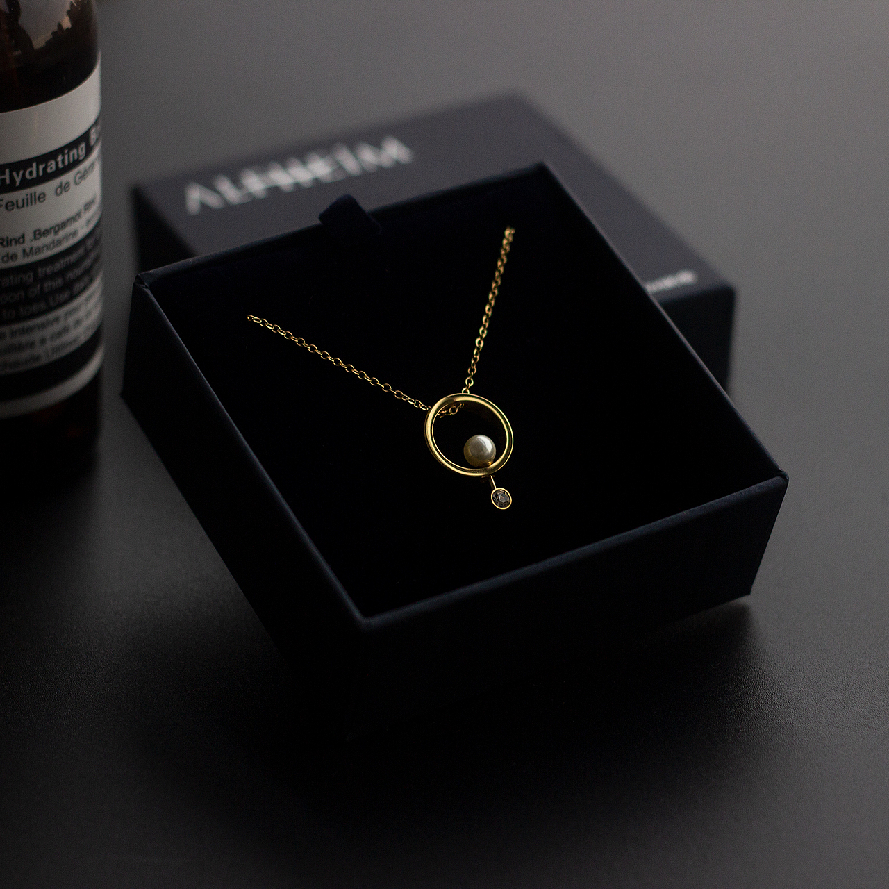 饰品拍摄（图ZMjI2MDcyMjE2） - 产品摄影 - 站酷设计师爸拉爸辣爸腊爸蜡原创素材 - 站酷ZCOOL