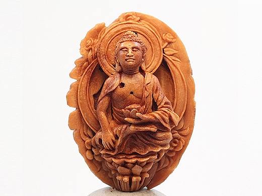 《阿弥陀佛》桃核雕刻