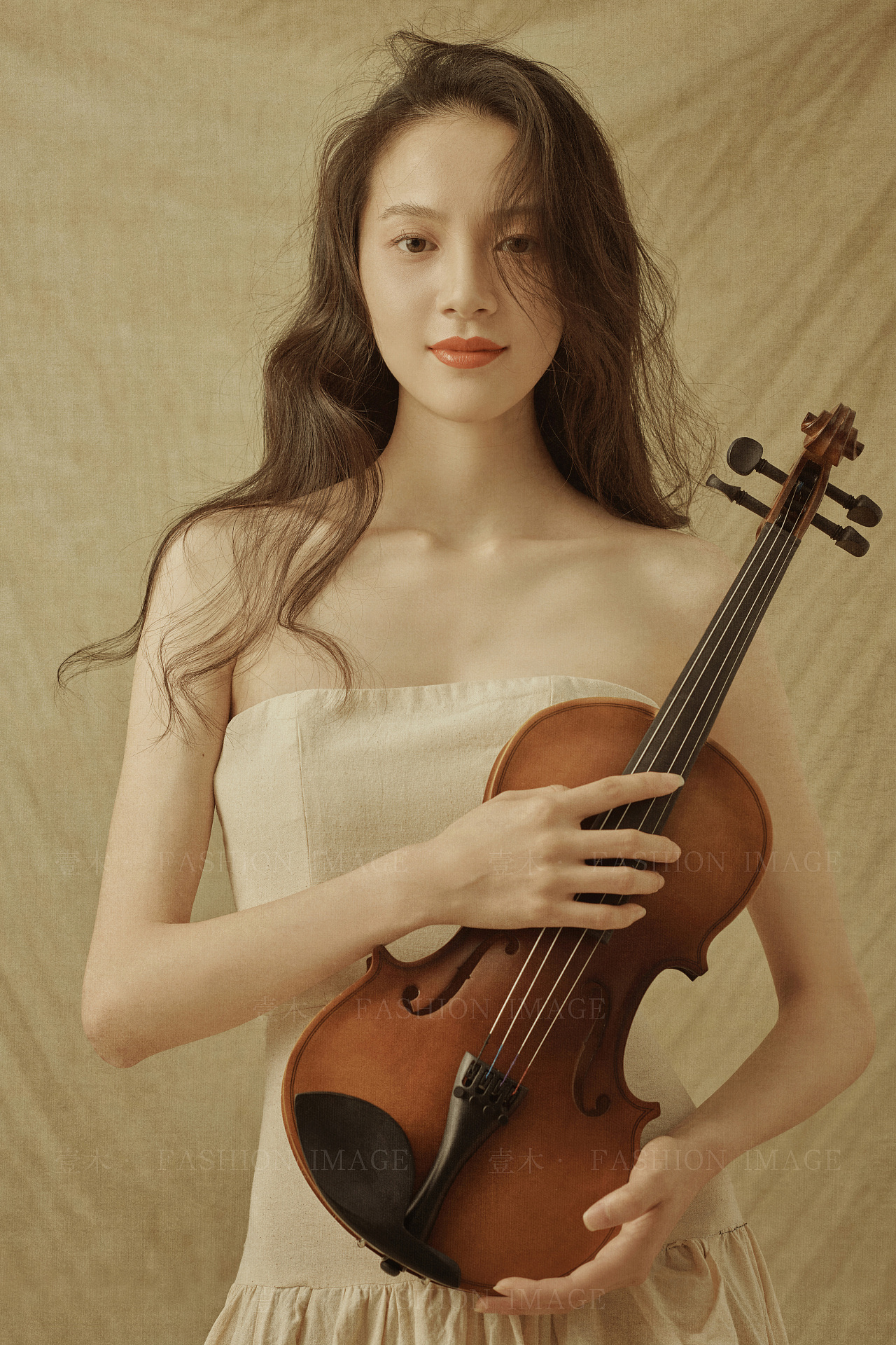 【云雀的赞歌】壹木· FASHION IMAGE（图ZMjM0MTA5NDYw） - 人像摄影 - 站酷设计师壹木映画现代馆原创素材 - 站酷ZCOOL