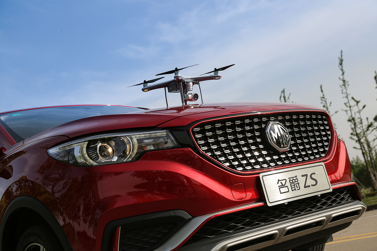 汽车——名爵ZS 车队（图ZODY3MjA2MDA=） - 产品摄影 - 站酷设计师糊叔原创素材 - 站酷ZCOOL