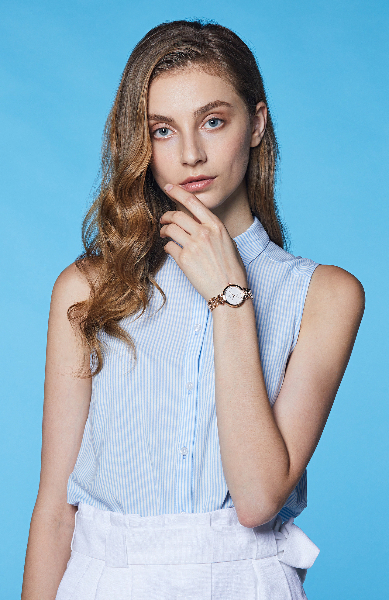 依波手表模特拍照图