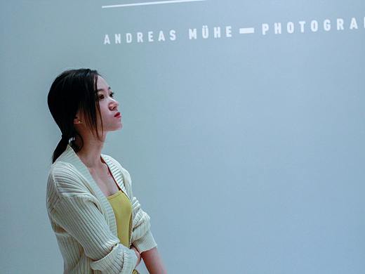 红砖美术馆2018.09.19穆埃&加藤泉展（个人主页-ZMzAzMjM0NTY=） - 其他摄影 - 站酷设计师广土走召原创素材 - 站酷ZCOOL