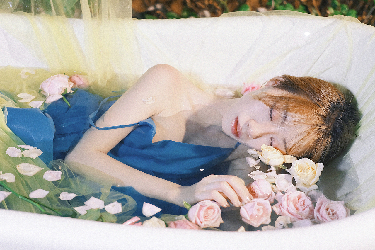 emo的时候拍组写真,成片出乎意料