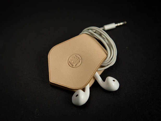 硬轨手工皮具——小件皮具合集（图ZNzM5NTE5MDQ=） - 工艺品设计 - 站酷设计师jeff_wang原创素材 - 站酷ZCOOL
