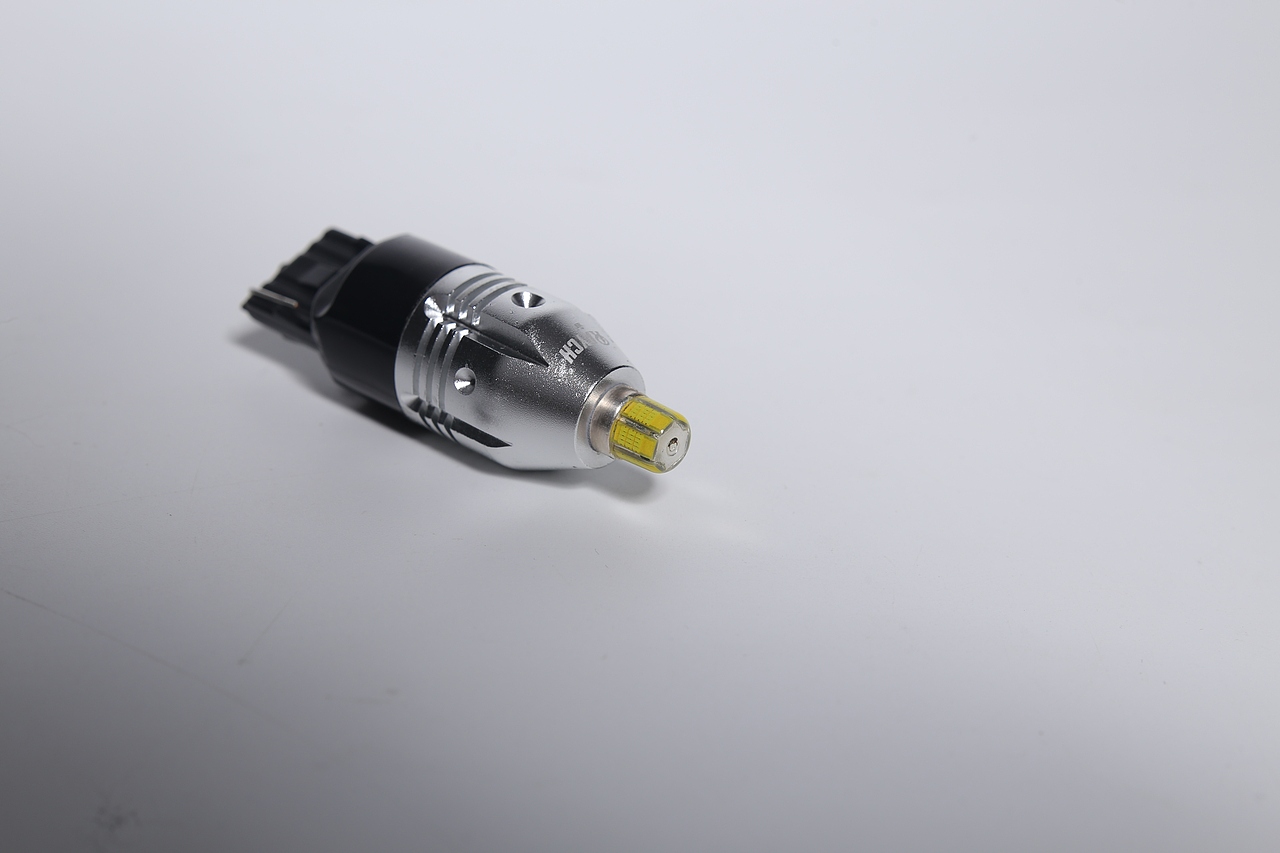 产品拍摄 车灯拍摄 电商拍摄