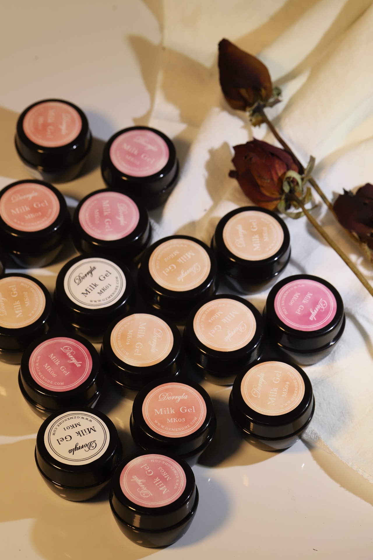 罐装甲油胶拍摄|摄影|产品摄影|和小璇吹晚风 - 原创作品 - 站酷