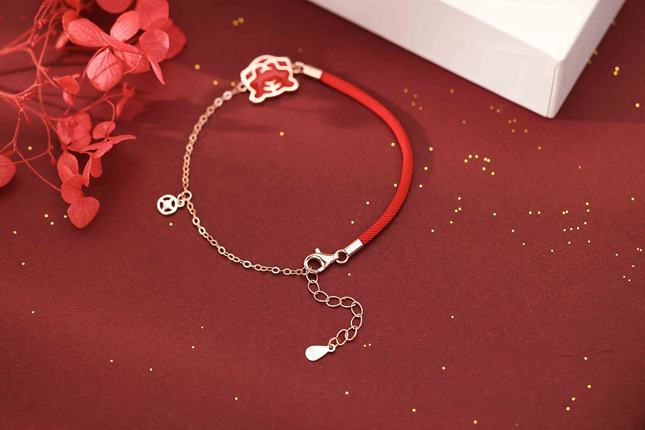 虎年饰品银饰品项链新年手链首饰拍摄电商静物产品拍照