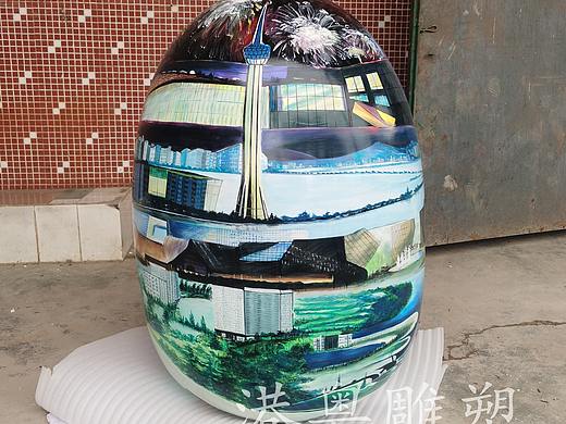 超有创意的玻璃钢仿真彩绘城市之都雕塑草坪别墅摆件