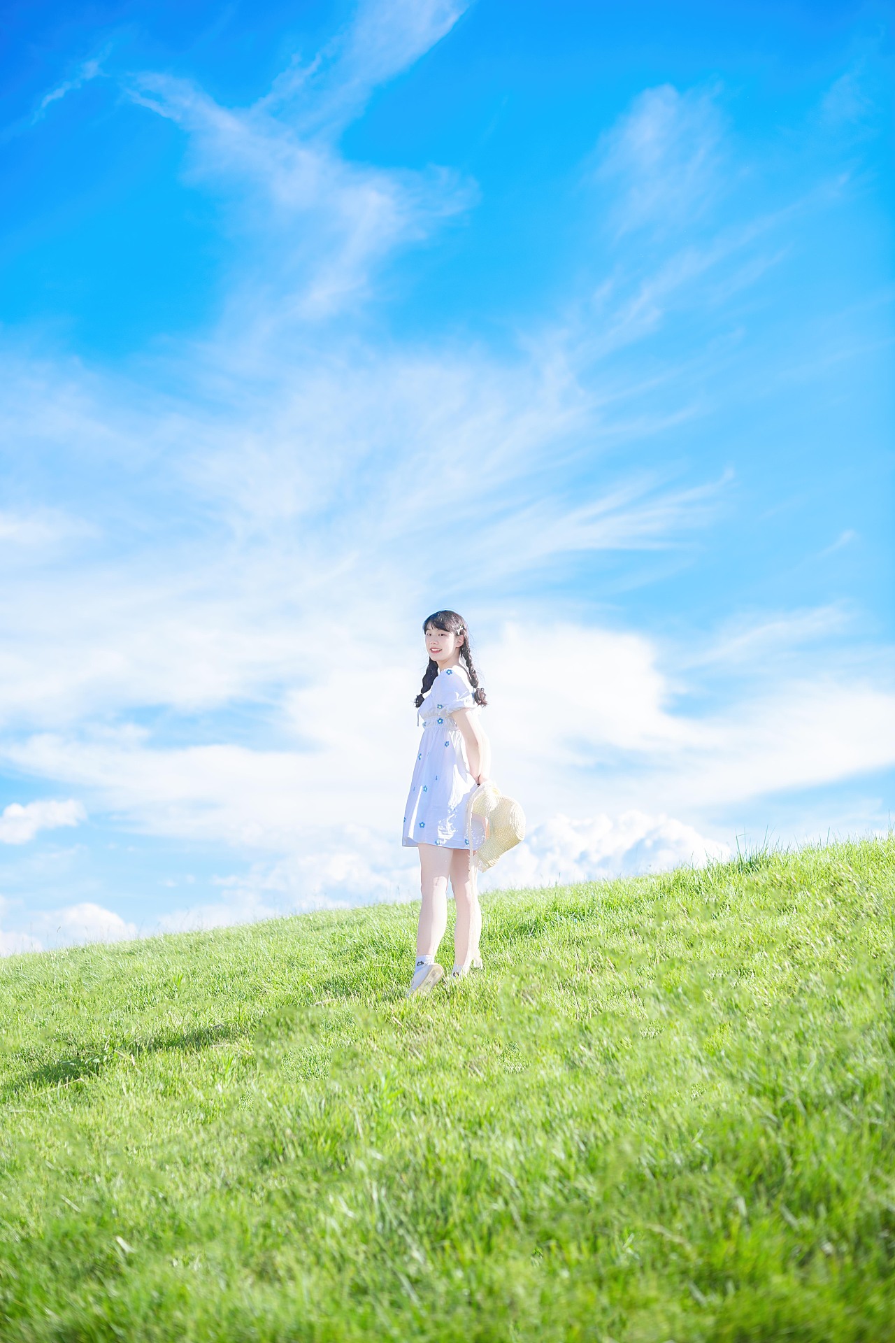 有一种夏天,是宫崎骏动画里的样子
