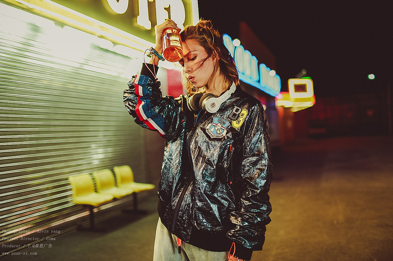 LST MINI 女装|| Think.Q泉思广告