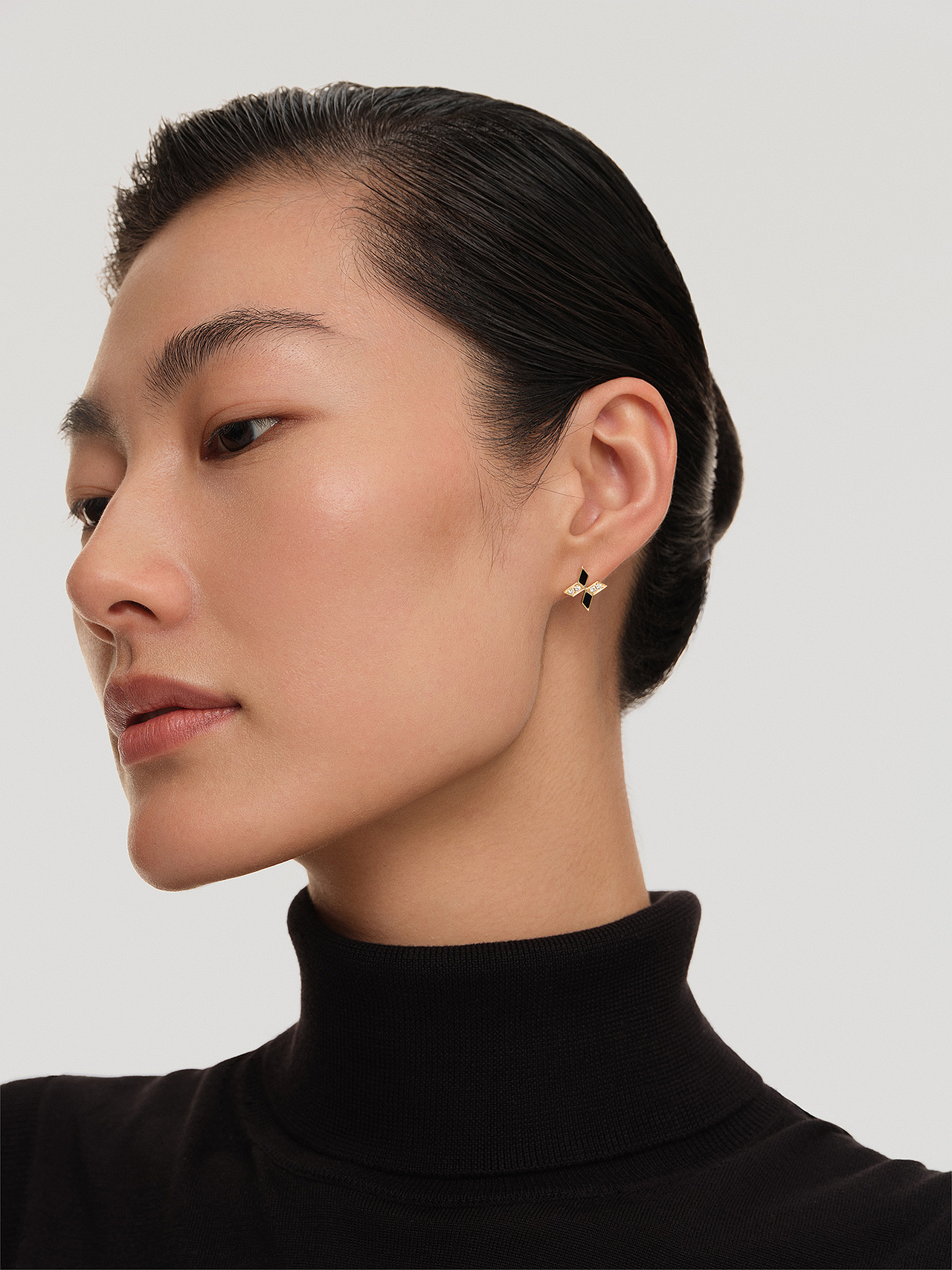 珠宝商业大片 摄影师:王鹏 修图:kiki后期修图团队