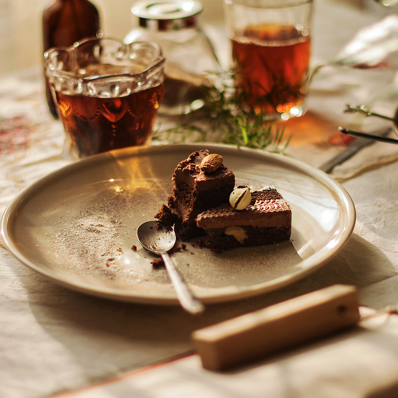 餐桌（图ZMTA4MDg1MzA4） - 产品摄影 - 站酷设计师Alice和糯米糍原创素材 - 站酷ZCOOL