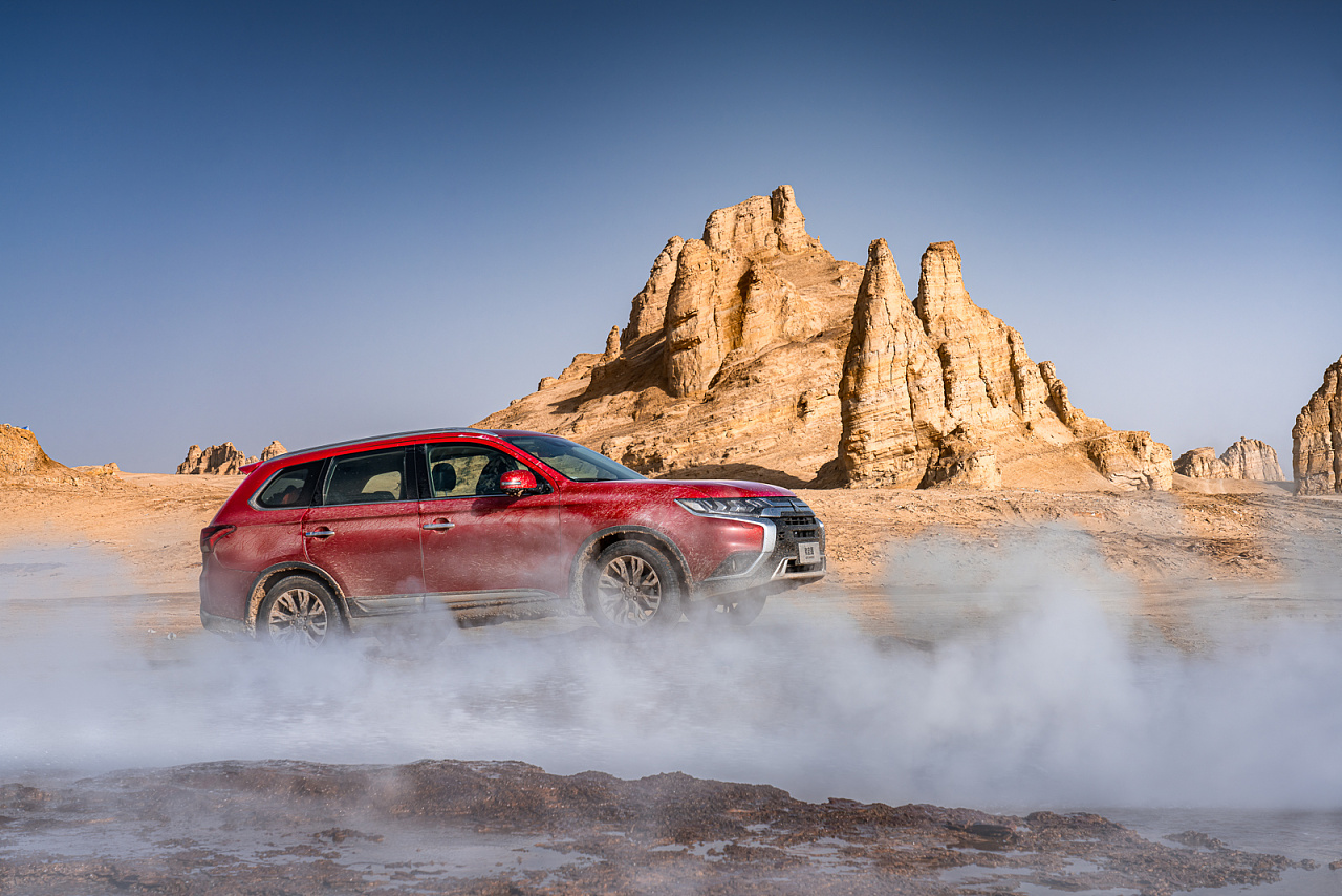 三菱越野车青海 藏东户外拍摄案例