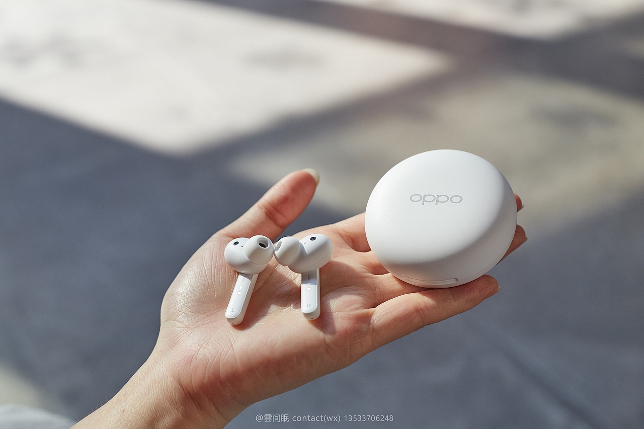 OPPO Enco W31 无线耳机 模特图