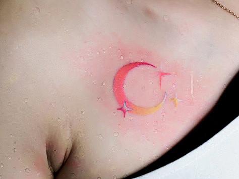 昆明纹身鬼手纹身小鬼店