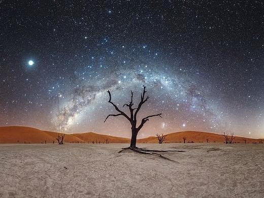 星空下的纳米比亚（航拍和延时）