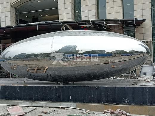 景观椭圆球体不锈钢雕塑 大厦门口水池不锈钢雕塑摆件